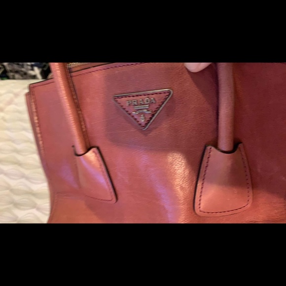 PRADA BAG - Picture 3 of 4